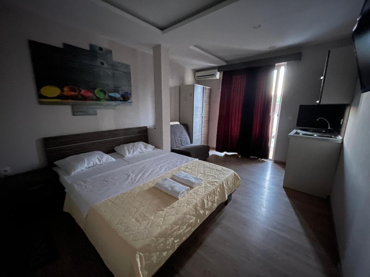 Apartments Lati Улцинь Экстерьер фото