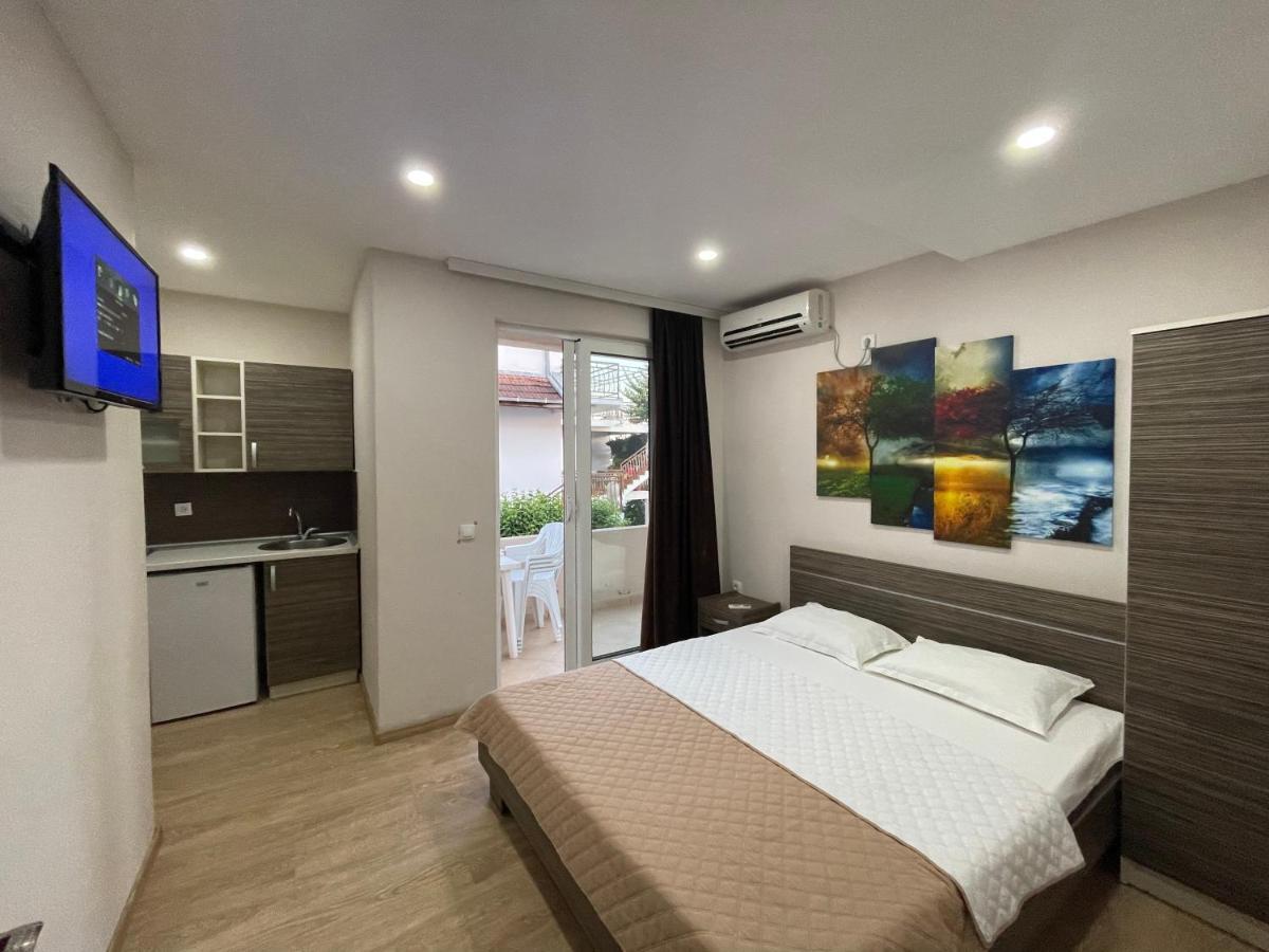 Apartments Lati Улцинь Экстерьер фото