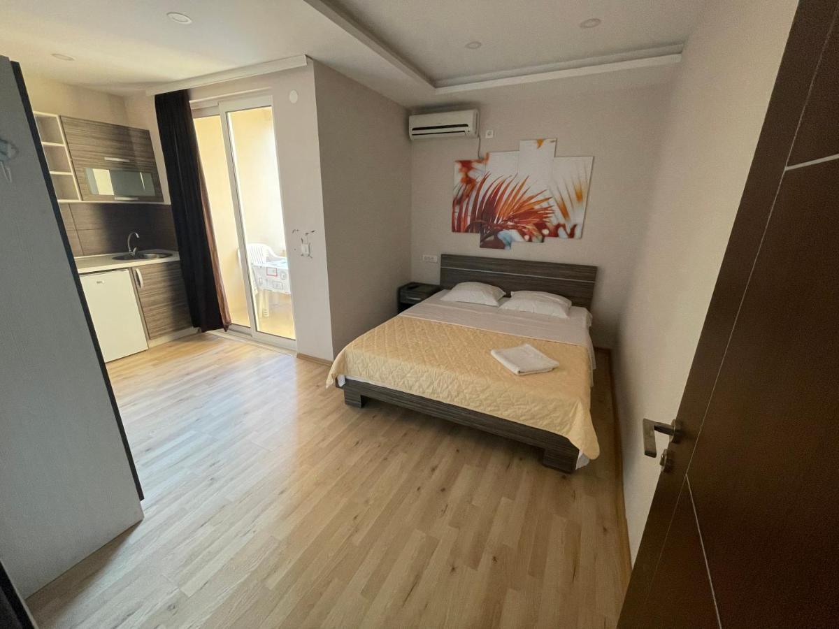 Apartments Lati Улцинь Экстерьер фото