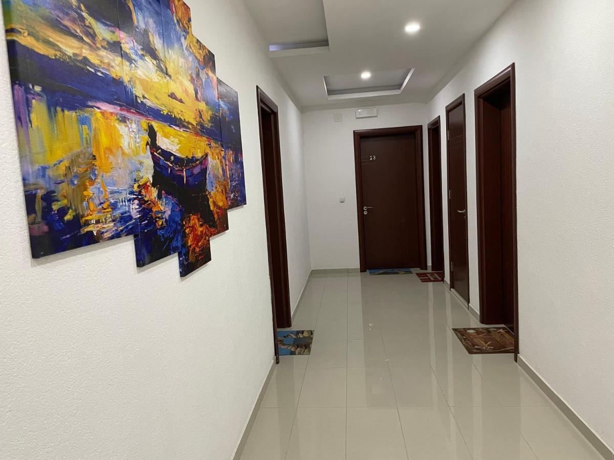 Apartments Lati Улцинь Экстерьер фото