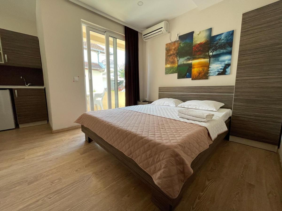 Apartments Lati Улцинь Экстерьер фото
